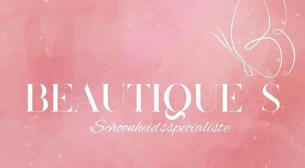 Logo van Beautique S met roze achtergrond, gevestigd in Lierde, Vlaanderen, BE.
