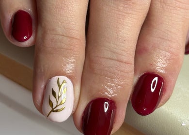 Elegante nageldesign bij Beautique S in Lierde, Vlaanderen, BE
