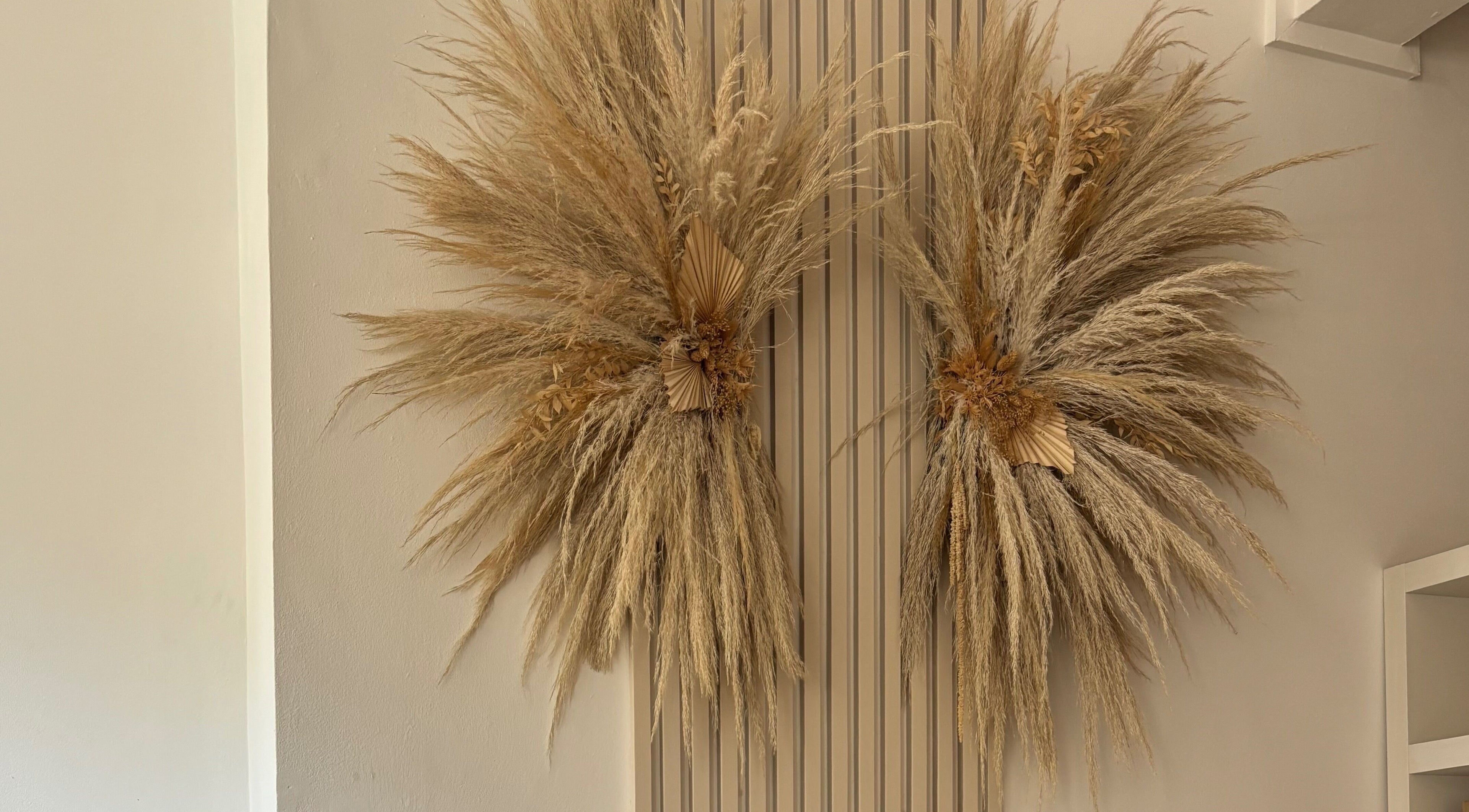 Elegant dried pampas grass decor at KB Beauty Room in Senghenydd, Wales, GB.