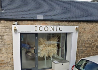 Front view of The Orielle Clinic (Edinburgh) showcasing a stylish stone facade in Edinburgh, Scotland, GB.