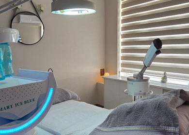 Σύγχρονος χώρος θεραπείας στο Mandarinlaser_aesthetics, Λεμεσός, Λεμεσός, Κύπρος με ειδικά μηχανήματα.