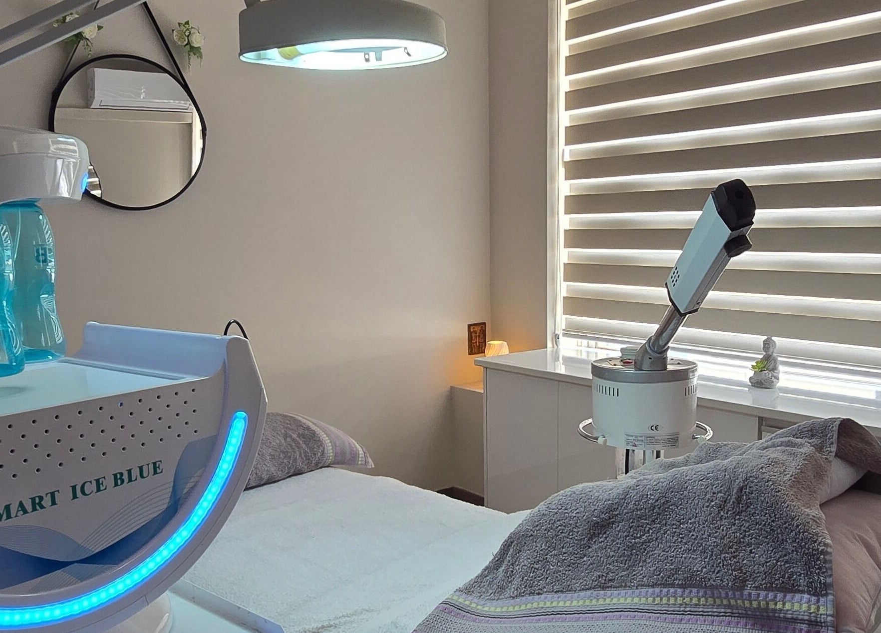 Εσωτερικό Mandarinlaser_aesthetics στην Lemesos, Lemesos, CY με μηχανήματα αισθητικής.