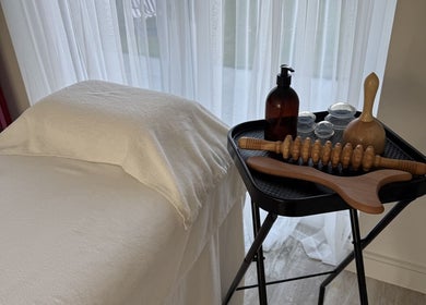 Massage tools and bed at Sculpt & Reset by H, Broxbourne, England, GB.