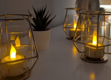 Cozy candlelit ambiance at Axiom Nature, London, England, GB. Enhancing relaxation and warmth.