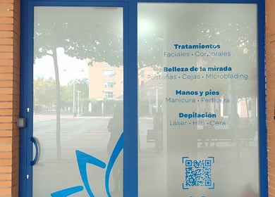 Puerta de Estética Yumara en Leganés, Comunidad De Madrid, ES con servicios de belleza destacados.
