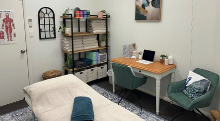 Calming therapy room at Gaia Holistic Therapies in Wagga Wagga, New South Wales, AU. Cozy decor and soothing atmosphere.