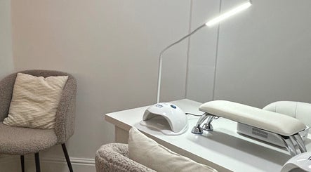 Cozy nail station at Hiolanda Andrade Nails, Dublin, County Dublin, IE, featuring a stylish setup and modern equipment.