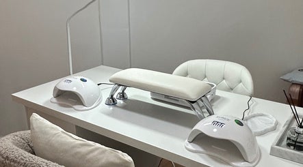 Nail station at Hiolanda Andrade Nails, Dublin, County Dublin, IE, featuring a sleek manicure setup.