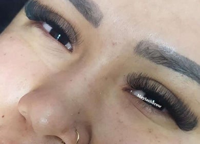 Extensiones de pestañas en Happy nails lashes (solo domicilio) Badalona, Catalunya, ES.