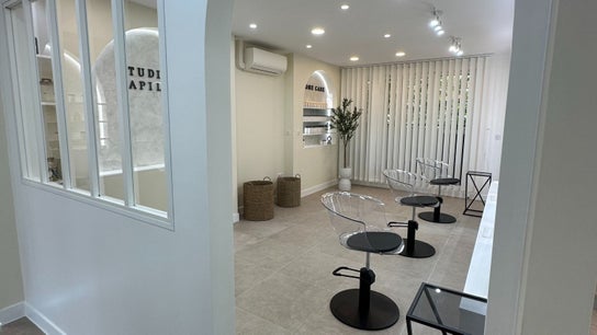 STUDIO CAPILLAIRE