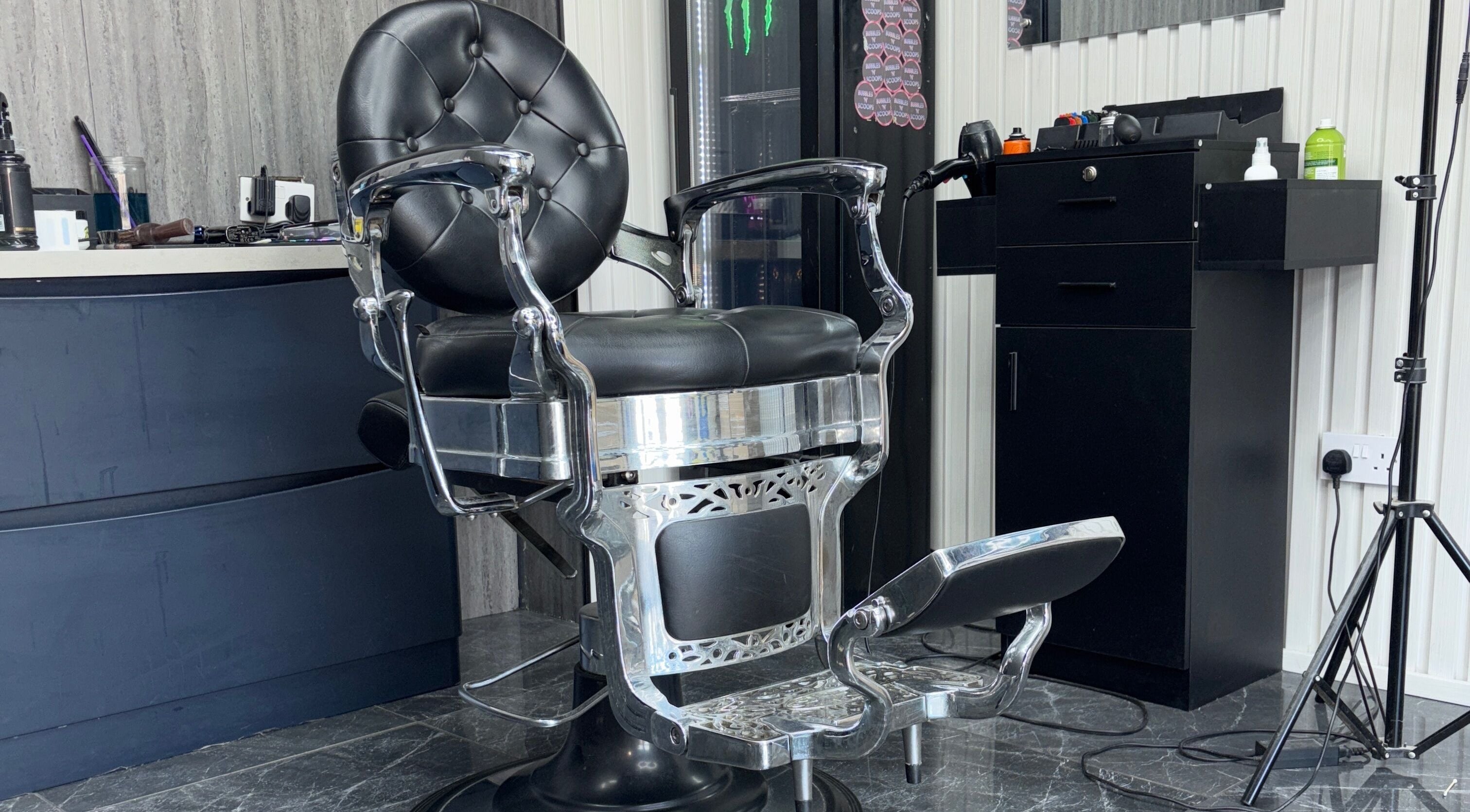 Luxurious barber chair at Ussy’s Barbers, Thornaby, England, GB, showcasing comfort and style.