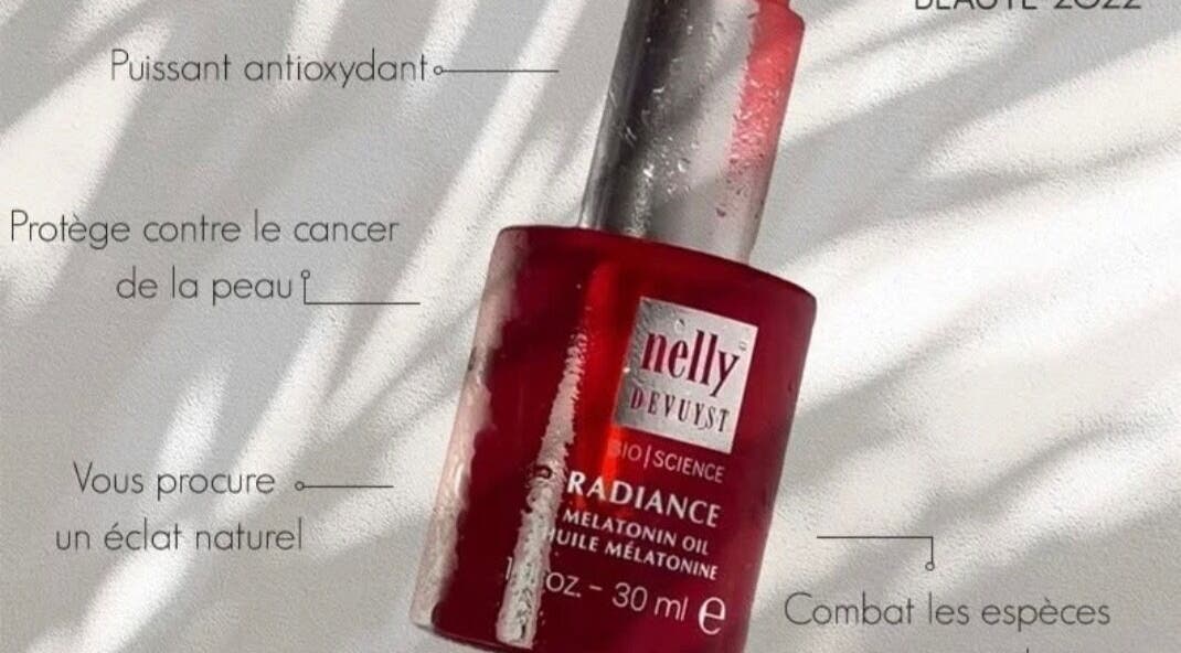 Nelly DeVuyst Radiance oil at Saima Esthetique, Vaudreuil-dorion, Québec, CA. Enhances natural glow and protection.