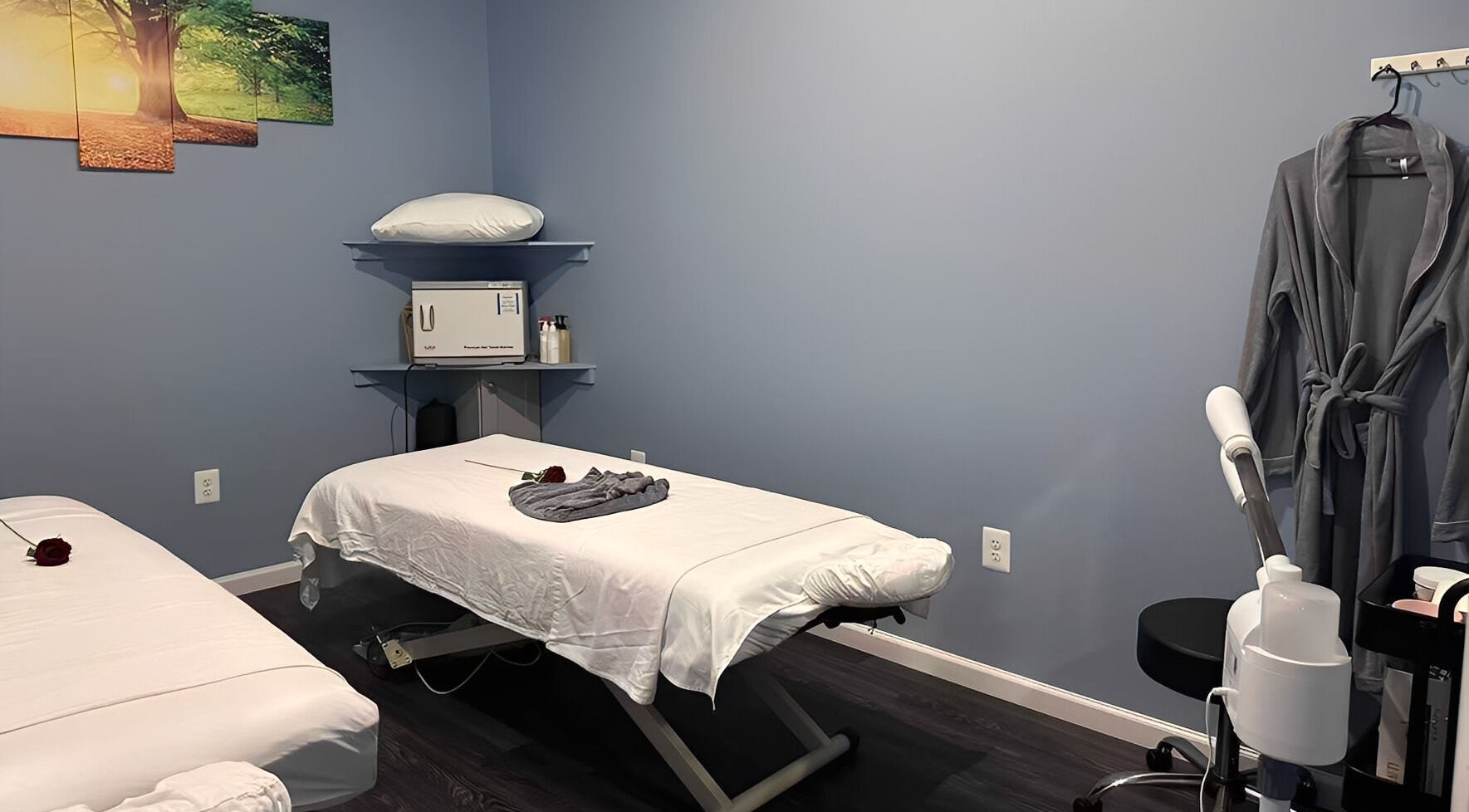Tranquil massage room at Massage Randolph in Colesville, Maryland, US, featuring a comfortable massage table.