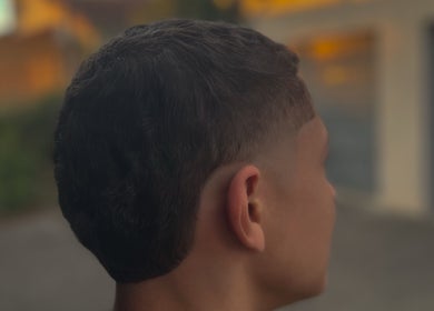 Coupe de cheveux moderne à O’garage, L'union, Occitanie, FR, montrant un fondu élégant.