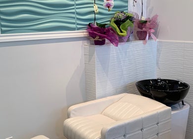 Modern washing station with stylish decor at 2nd Look Spa & Beauty Care, Vancouver, British Columbia, CA.