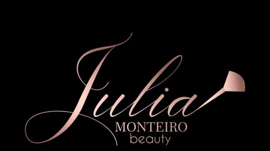 Julia Monteiro Beauty