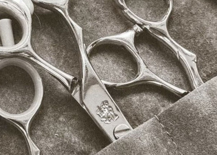 Ciseaux professionnels à Morgane VS Coiffure, Gergy, Bourgogne-franche-comté, FR pour une coupe de qualité.