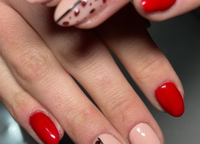 Stunning red and nude nail art at Dandelion Beauty, Bethal, Mpumalanga, ZA.