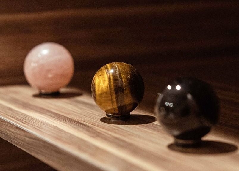 Decorative spheres at Sirena Island Spa in Noord, Oranjestad, AW offering a tranquil ambiance.