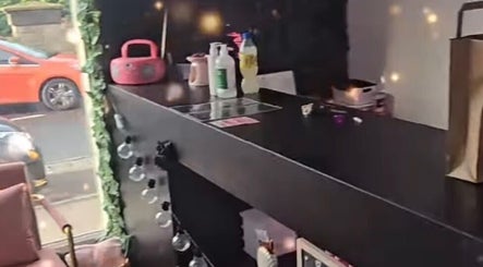 Elegant reception at Beauty by Brittany, Sheffield, England, GB with a stylish, modern decor.