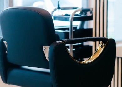 Luxury styling chair at Opalé Beauty Studio, Cape Town, Western Cape, ZA, offering premium beauty services.