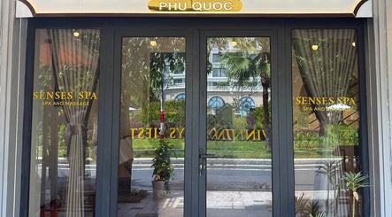 Entrance of Senses Spa in Thành Phố Phú Quốc, Kiên Giang, VN, showcasing inviting atmosphere.
