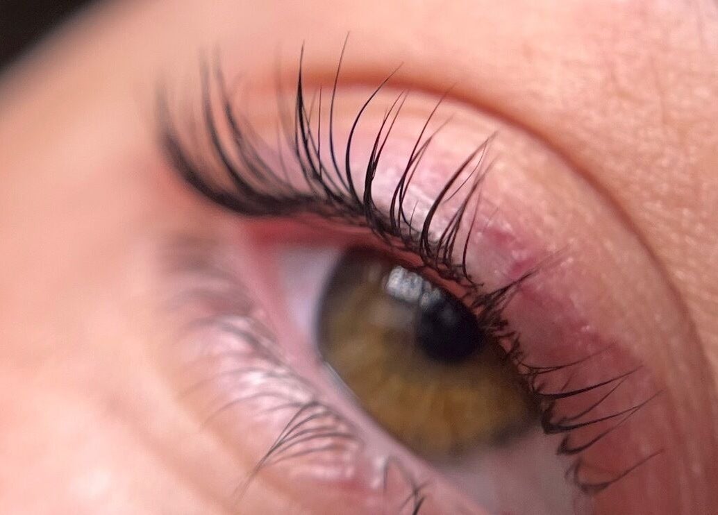 Close-up of eye with expertly applied lashes at Valeria’s BEAUTY LAB, Badalona, Catalunya, ES.