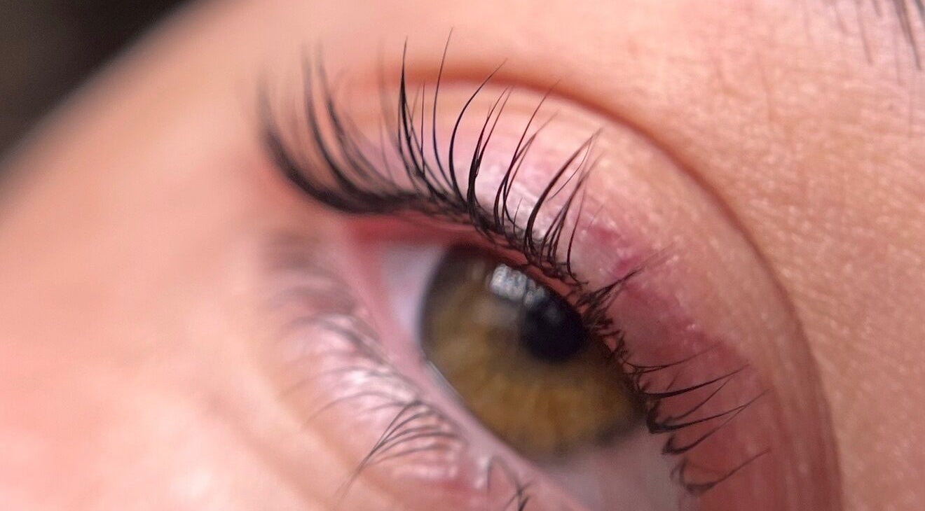 Close-up of eye with expertly applied lashes at Valeria’s BEAUTY LAB, Badalona, Catalunya, ES.