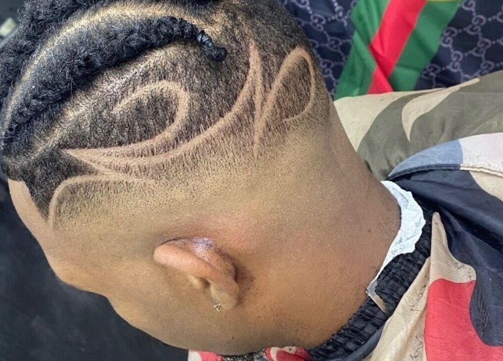 Diseño de corte de cabello detallado en Víctor style, Santo Domingo, Distrito Nacional, DO.