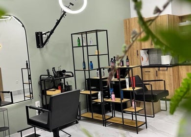Μοντέρνος χώρος και εξοπλισμός στο Gspot Hair Studio, Ηλιούπολη, GR.