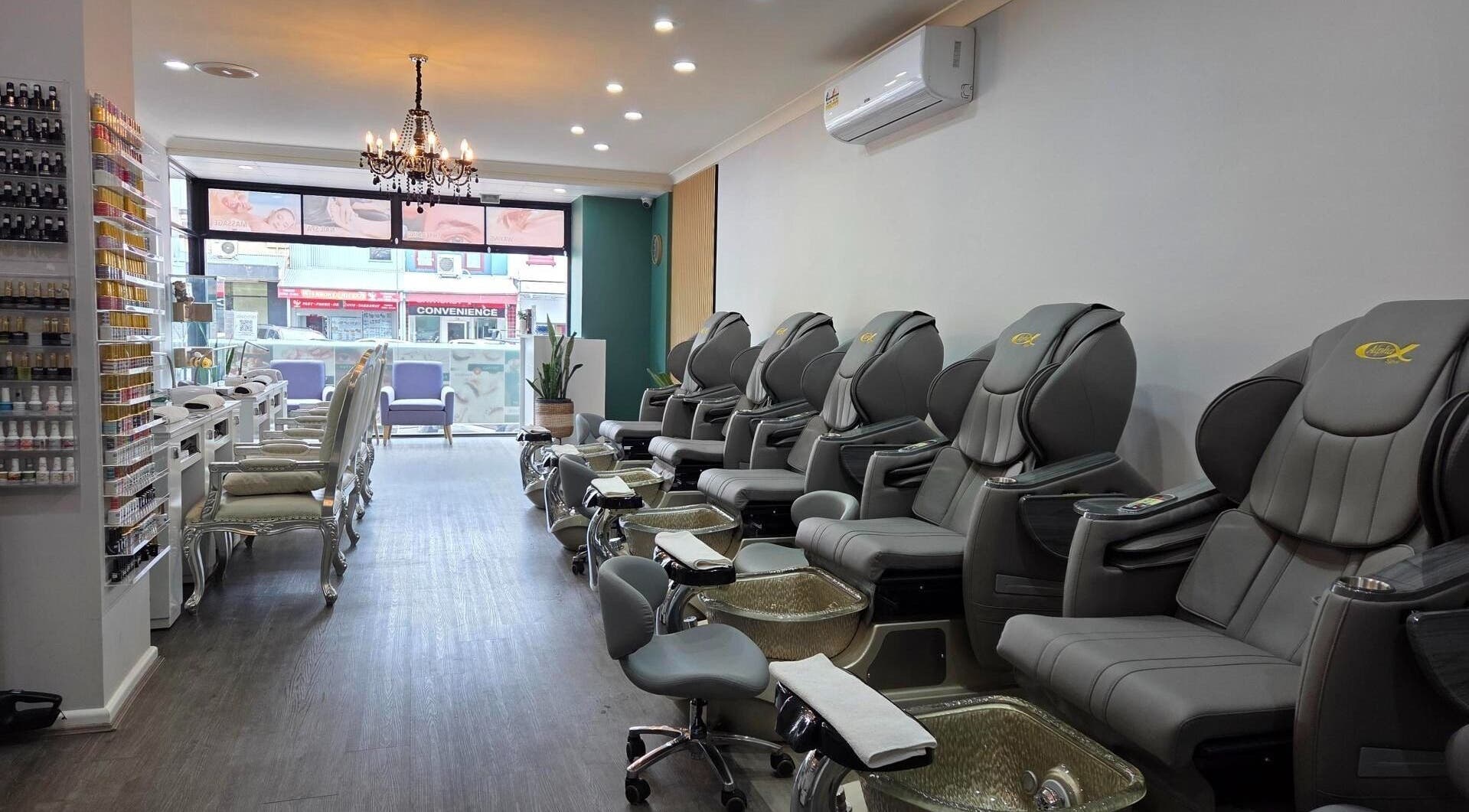 Alura Beauty Bathurst, elegant spa chairs in Bathurst, New South Wales, AU, offering a serene atmosphere.
