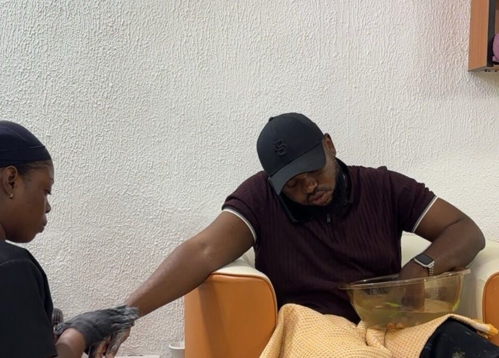 Relaxing hand treatment at Looks in Tema, Greater Accra Region, GH, enhancing wellness.