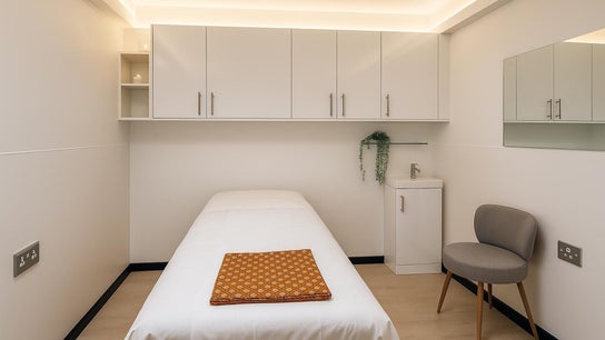 Catching Comfort Massage ( Liverpool Street )