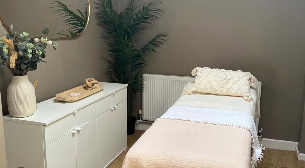Tranquil therapy room at Huncote holistics At TWOhairandbeauty, Glen Parva, England, GB with calming decor.