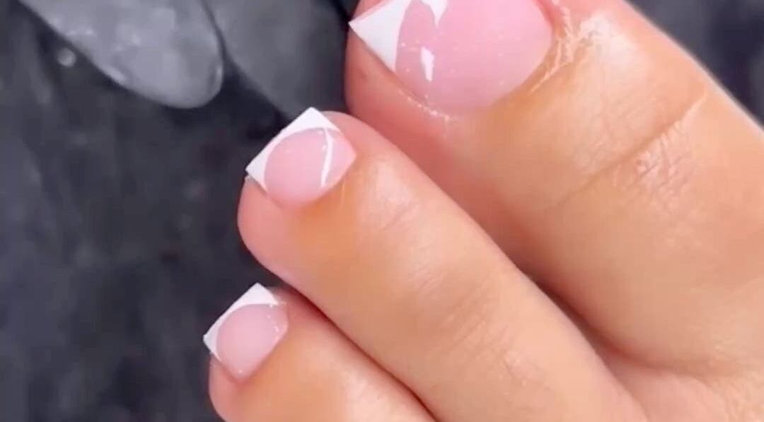 Stylish French toenail design at Beauty Glamorous Nails, Kralendijk, Bonaire, BQ.