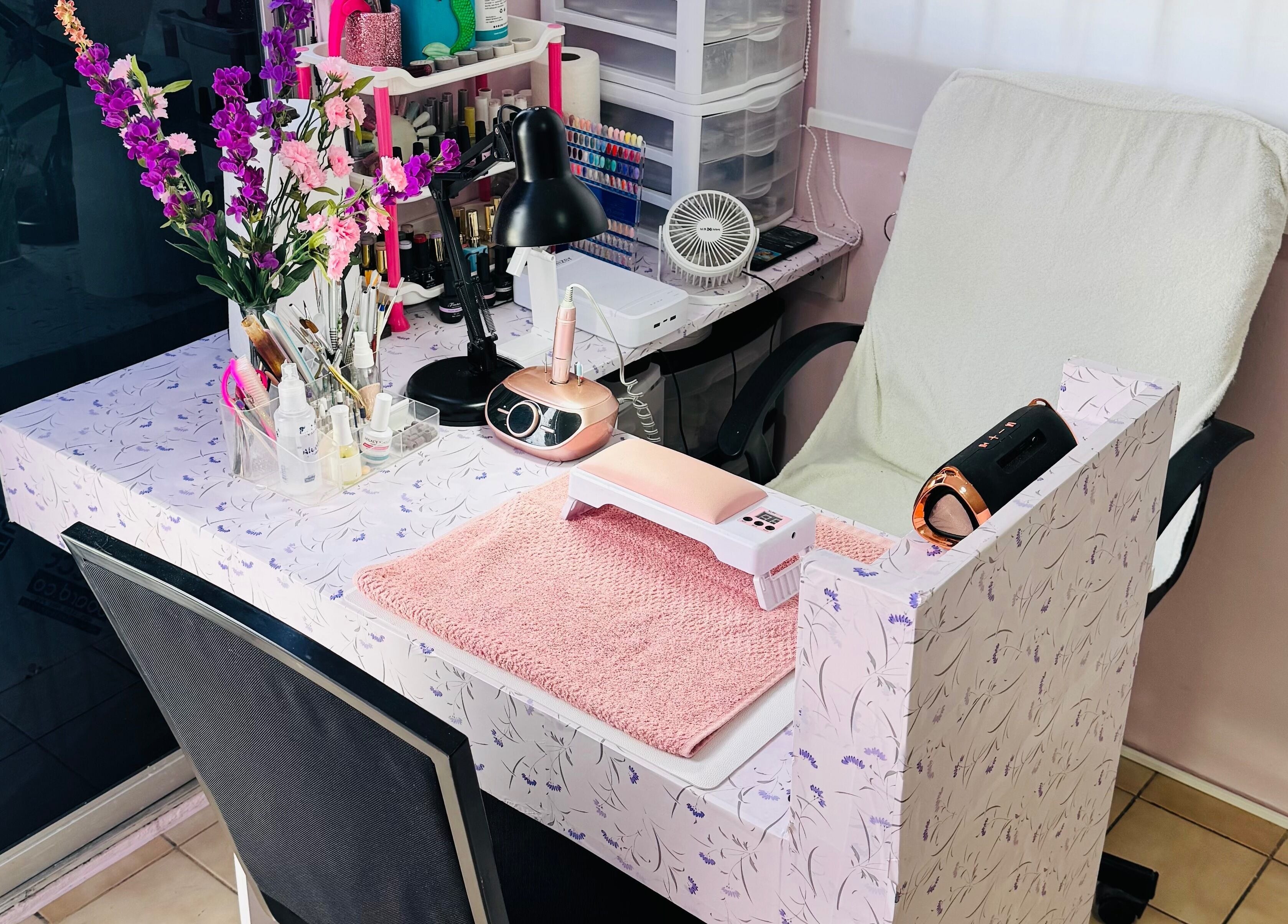Chic nail station at Elegant Touch By Lia's Nails, Willemstad, Curaçao, CW, offering an elegant beauty experience.
