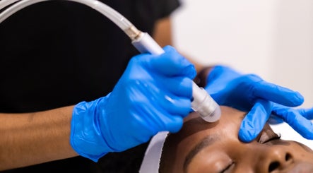 Facial treatment at ëMed Spa Jamaica LLC, Kingston, St. Andrew Parish, JM, offering revitalizing skin care.