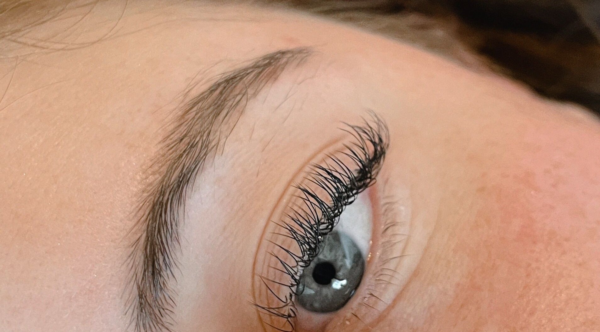 Close-up of beautifully curled lashes at GuchiGlowUp, Eugene, Oregon, US.