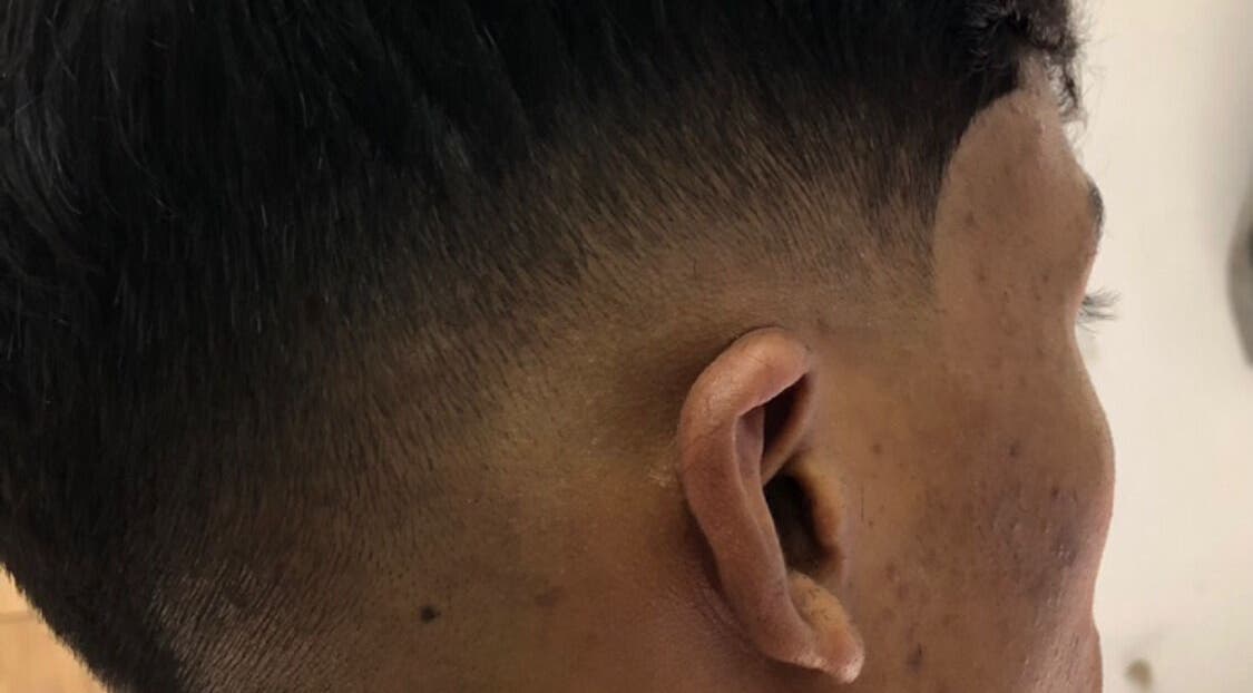 Corte fade en 88BarberPro, Medellín, Antioquia, CO, resaltando el detalle y estilo profesional del servicio.