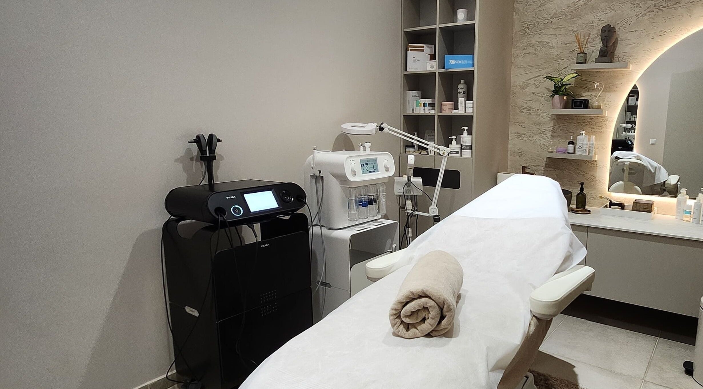 Elegant treatment room at Santé&Beauté, Sv.sv. Konstantin I Elena, Varna, BG with luxury amenities.
