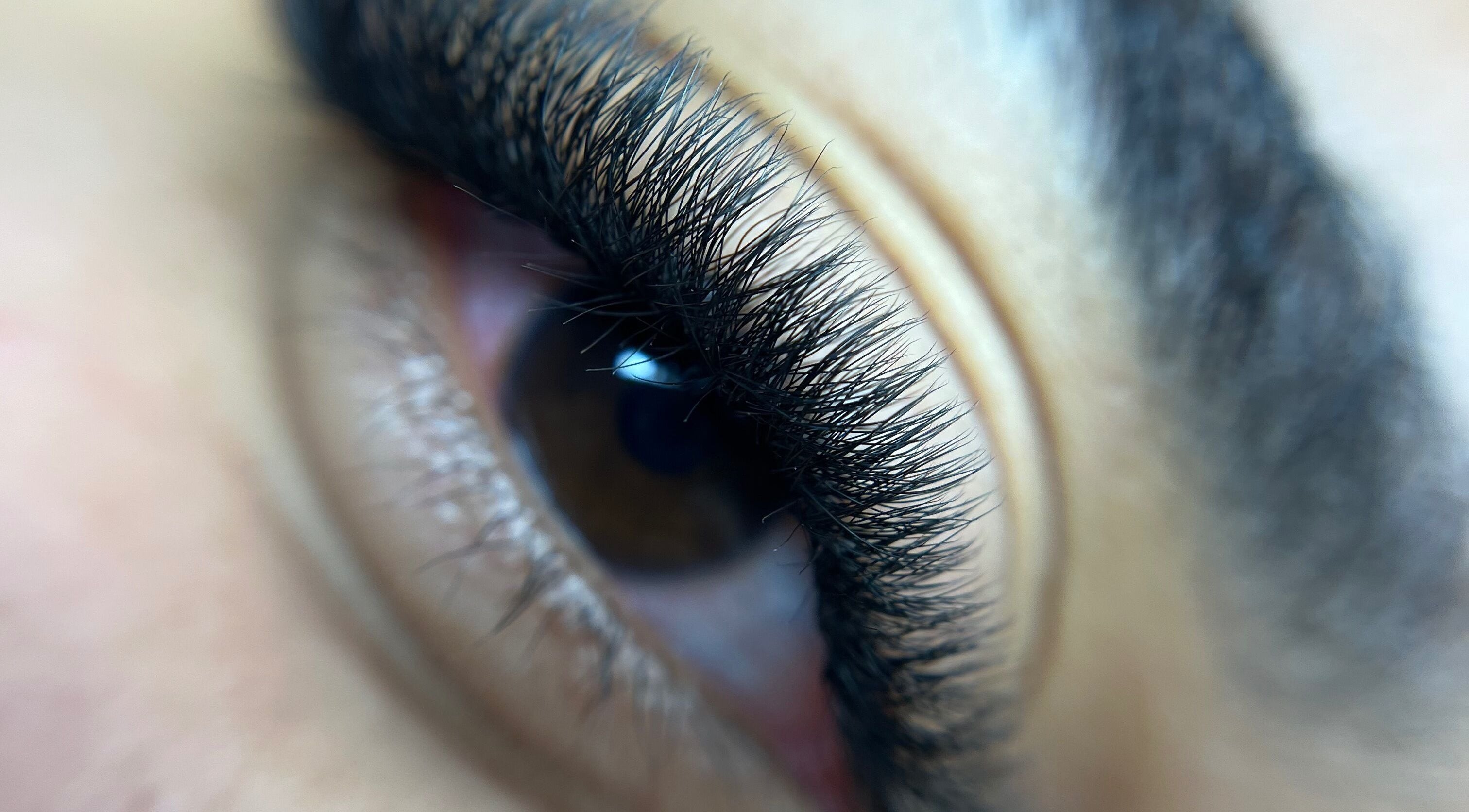 Close-up of beautifully enhanced eyelashes at Jesspmu.bcn, L'hospitalet De Llobregat, Catalunya, ES.