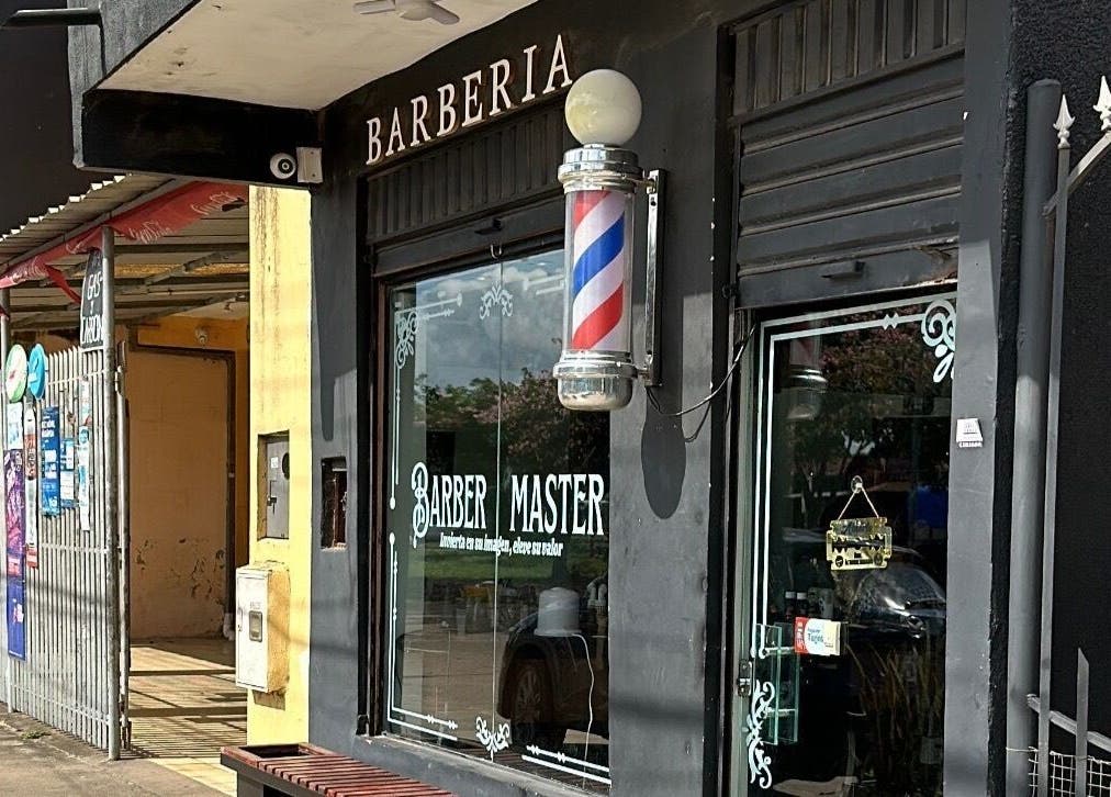 Barber Master storefront with barber pole in Santa Cruz De La Sierra, Departamento De Santa Cruz, BO.