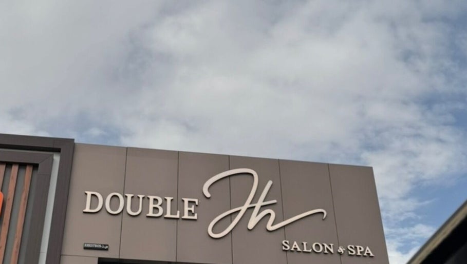 Front view of Double H Salon & Spa in Hail, Hail Province, SA showcasing elegant exterior design.