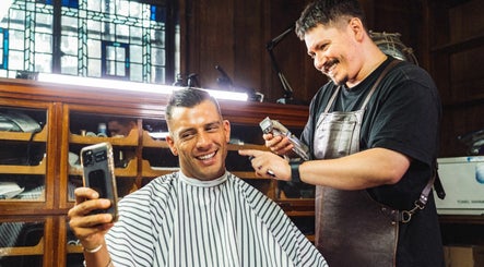 The London Barber image 2