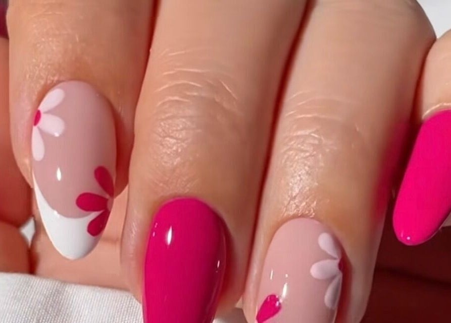 Floral nail art by Nails by Bon Washington, Washington, England, GB, featuring vibrant pink and white designs.