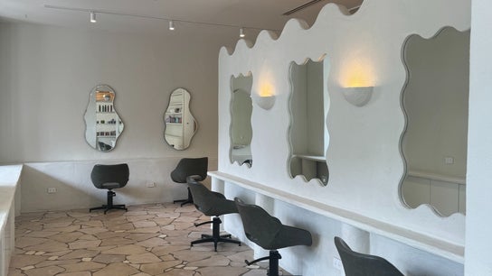 Farrah Studio