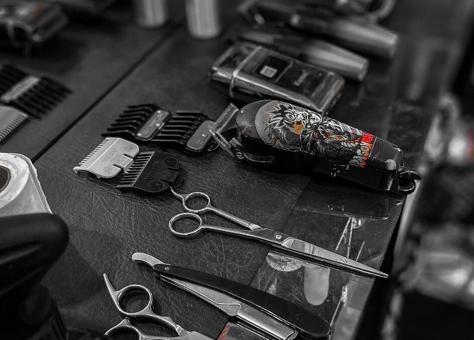 Herramientas de peluquería en Tortolero barber, Bogotá, D.c., Bogotá, D.c., CO, listas para el mejor cuidado.