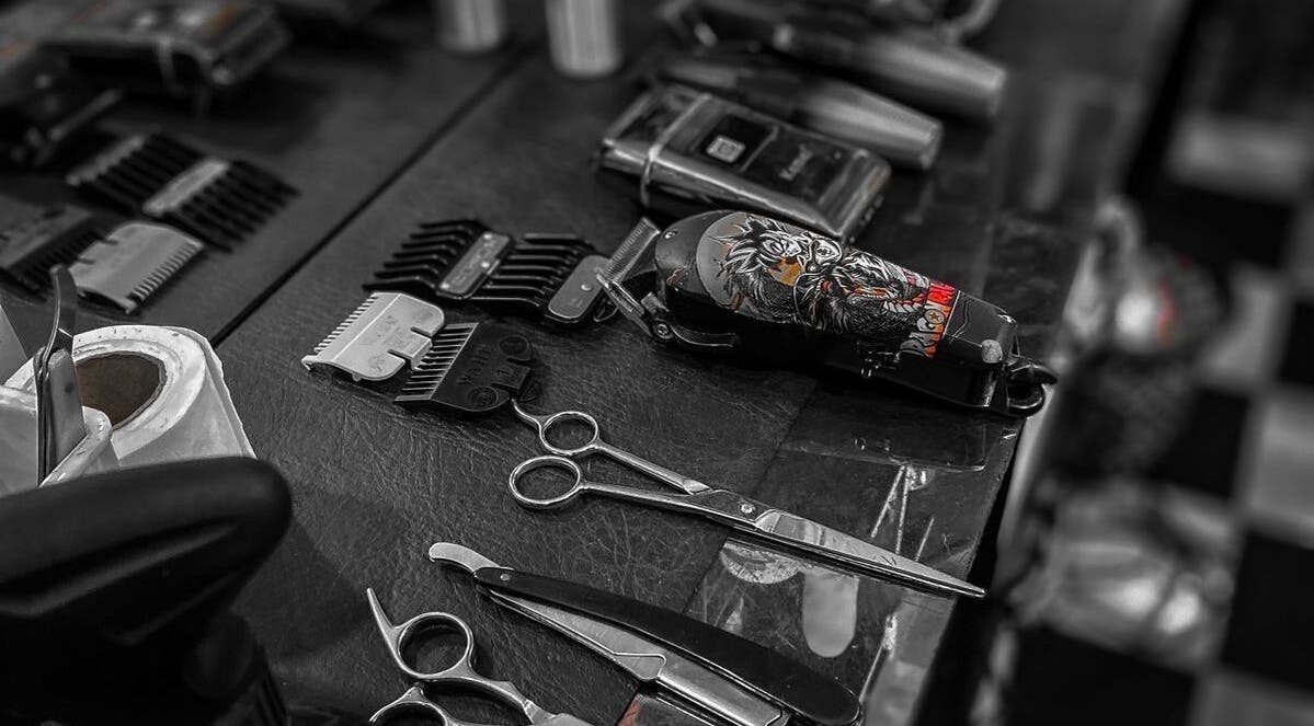 Herramientas de peluquería en Tortolero barber, Bogotá, D.c., Bogotá, D.c., CO, listas para el mejor cuidado.