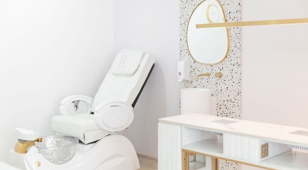 Luxurious spa chair and sink at LE PRETTY LITTLE SQUAD, Perth, Western Australia, AU.