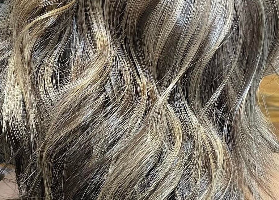 Blonde balayage wavy hairstyle at Behind The Chair Salon | Quezon City Branch in Quezon City, Metro Manila, PH.